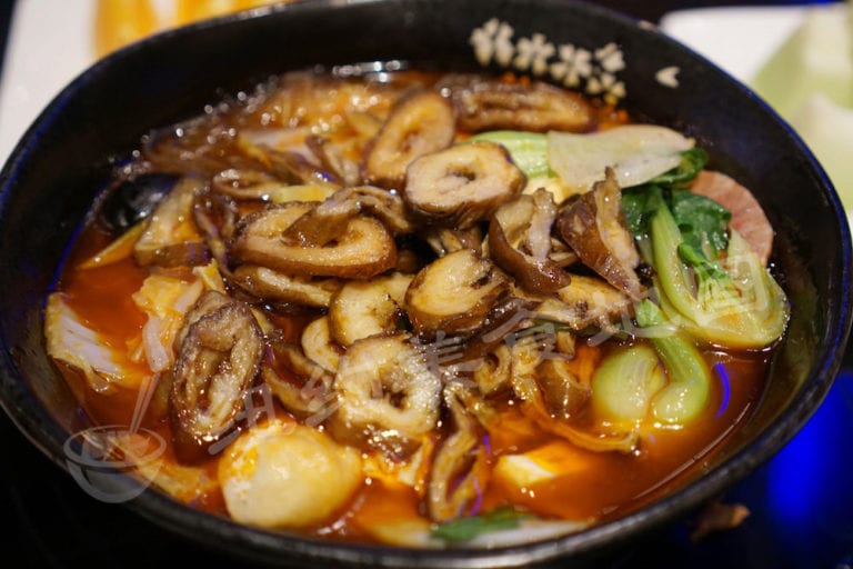 【Chinatown】比脸还大的麻辣烫,只要$5.95?!还有烤串全场半价?!你真的不是在逗我?