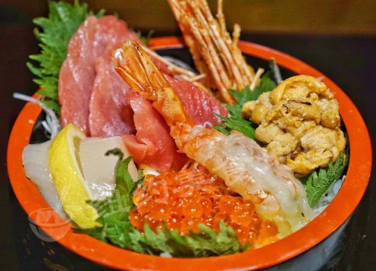 【中城Yamato Ramen--用一碗豪气冲天的海胆鱼籽甜虾丼饭,开启纽约夏天!