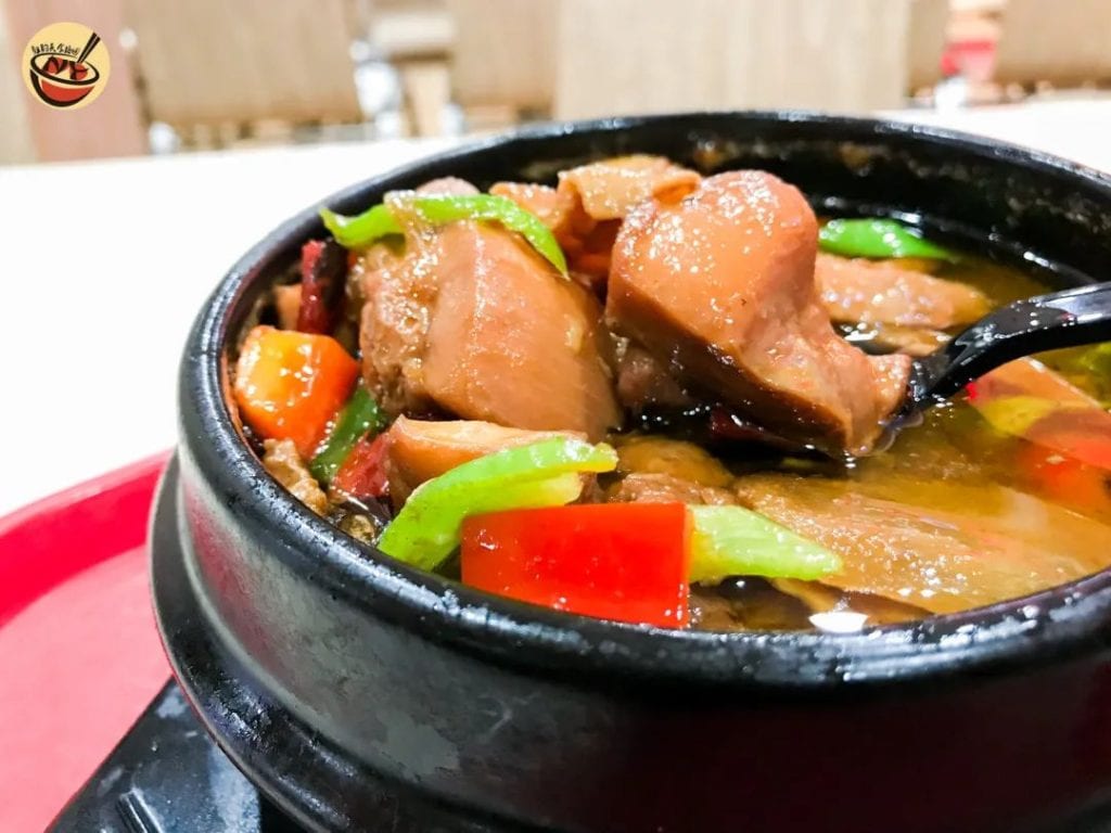 【法拉盛|蜀王砂锅 】靠外卖火出天际"小破店",不只有黄焖鸡这么简单